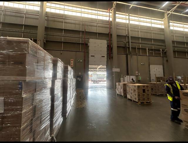 22,000M² WAREHOUSE TO LET IN GLEN MARAIS